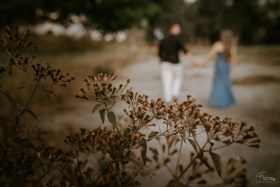 結婚式の写真家Fanny Pedraza (fannypedrazafoto)。2019 3月8日の写真