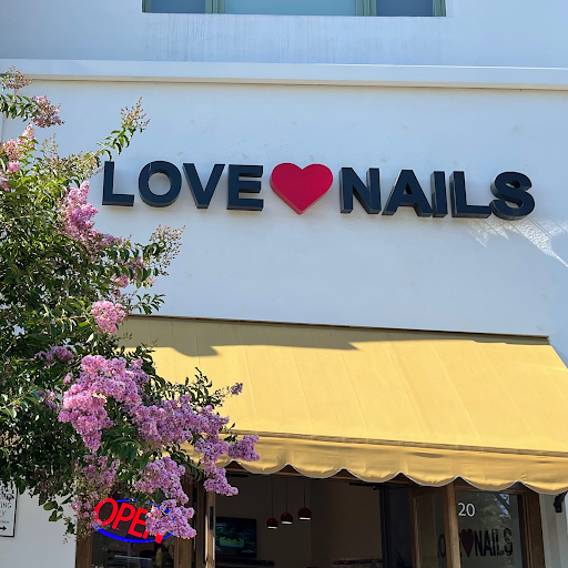 Love Nails Salon logo