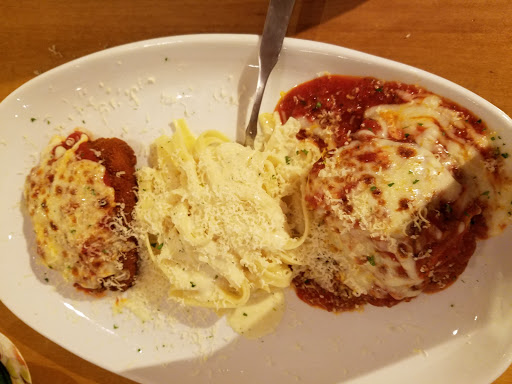 Italian Restaurant «Olive Garden», reviews and photos, 600 Glynn Isle, Brunswick, GA 31525, USA