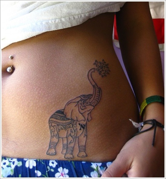 polinsia_elefante_tatuagem_no_estmago