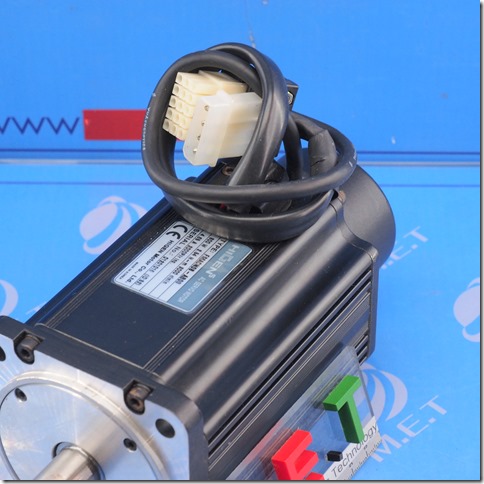 SM00680FMACN08AB00HIGENACSERVOMOTOR800W3