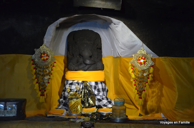 Goa Gajah - Ganesh altar