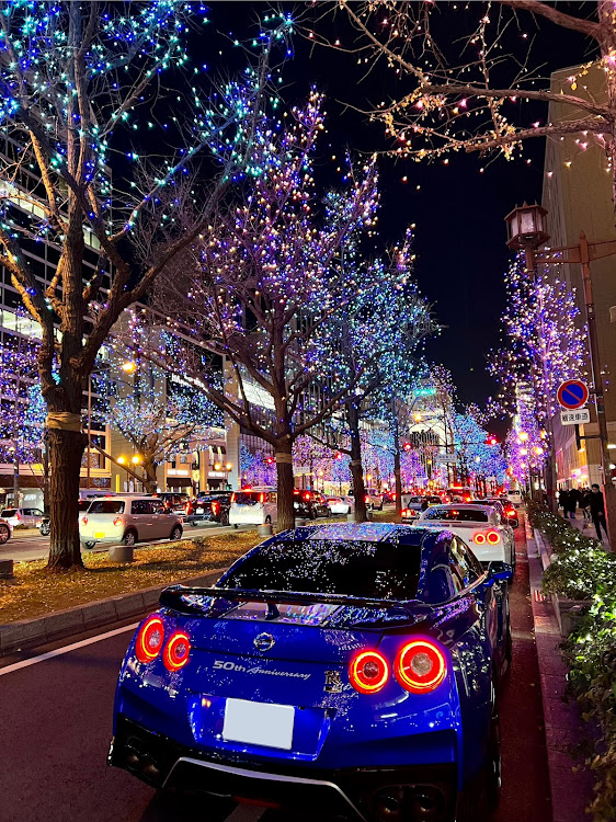 NISSAN GT-Rの#50th Anniversary・イルミネーションと愛車・御堂筋イルミネーション2023に関するカスタム事例の投稿画像3枚目