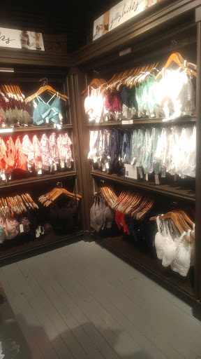 Clothing Store «Hollister Co.», reviews and photos, 27001 US-19 #1044, Clearwater, FL 33761, USA