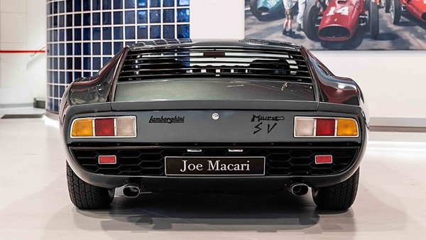 1972_Lamborghini_Miura_SV_0007