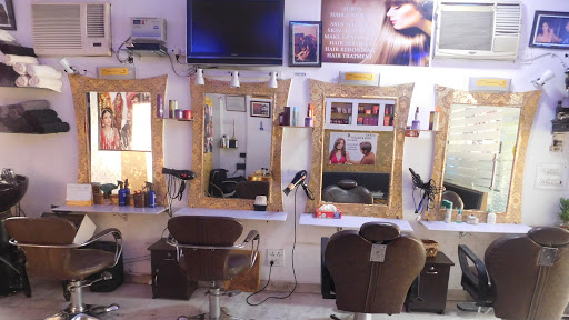 Auras Hair & Beauty Salon, F-26, GF, Opp Deshbandhu College, Kalkaji, New Delhi, Delhi 110019, India, Hairdresser, state UP