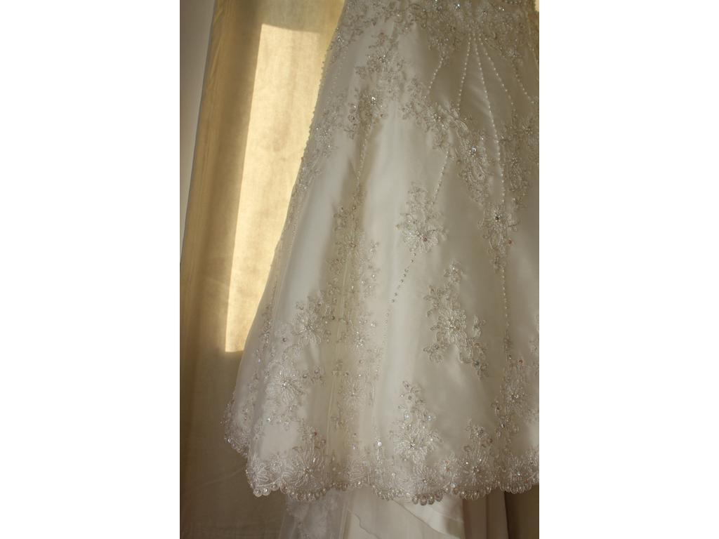 12   Used Wedding Dresses