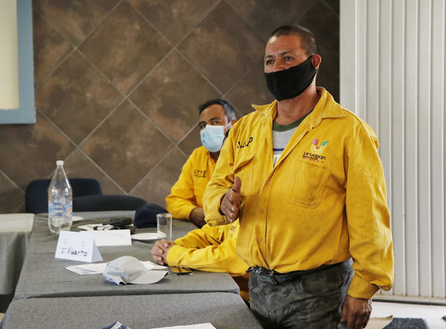 Clausura Ricardo Luna García curso contra incendios forestales a guardabosques de Uruapan