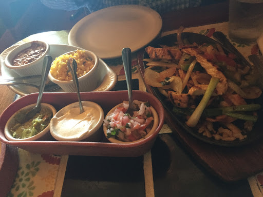 Mexican Restaurant «Casa Maya», reviews and photos, 615 Meyersville Rd, Gillette, NJ 07933, USA