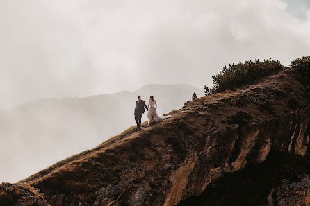 Fotografo di matrimoni Anna Ascari (annaascari). Foto del 8 ottobre 2021