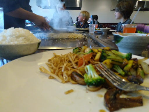 Japanese Steakhouse «Sakura Japanese Steak House and Sushi», reviews and photos, 3635 Rochester Rd, Troy, MI 48083, USA