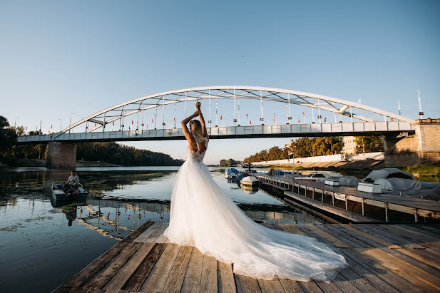 Fotógrafo de casamento Anita Dajka (dajkaanita19). Foto de 15 de novembro 2019
