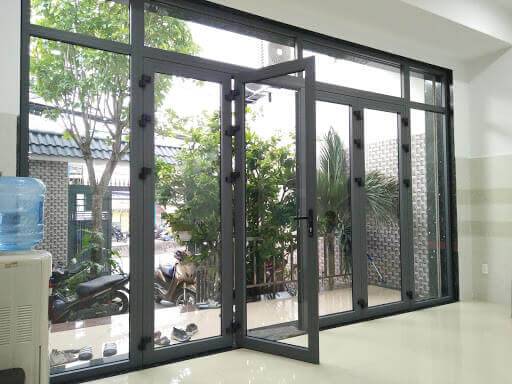 Cửa nhôm Xingfa 6 cánh mở quay tphcm