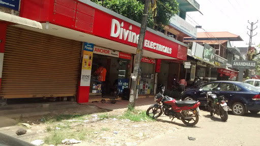 Divine Electricals, M-146, Chemgampuzhanagar South Kamalaserry, Ernaculum, Salem - Kochi - Kanyakumari Hwy, Changampuzha Nagar, Thirunilath Housing Colony, South Kalamassery, Edappally, Ernakulam, Kerala 682033, India, Electrical_supply_shop, state KL