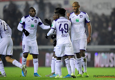 Amère victoire : Anderlecht se qualifie mais perd à nouveau Kompany