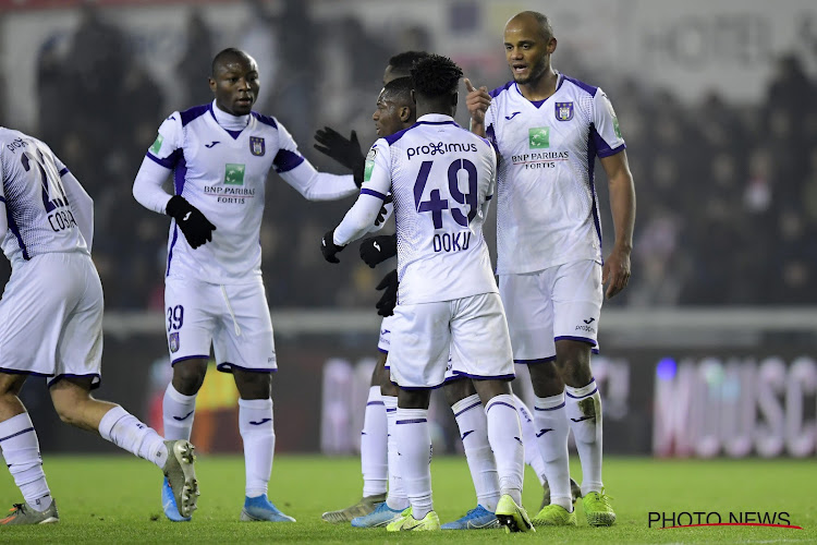 Amère victoire : Anderlecht se qualifie mais perd à nouveau Kompany