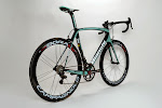 Bianchi Oltre XR2 Campagnolo Super Record EPS Complete Bike at twohubs.com