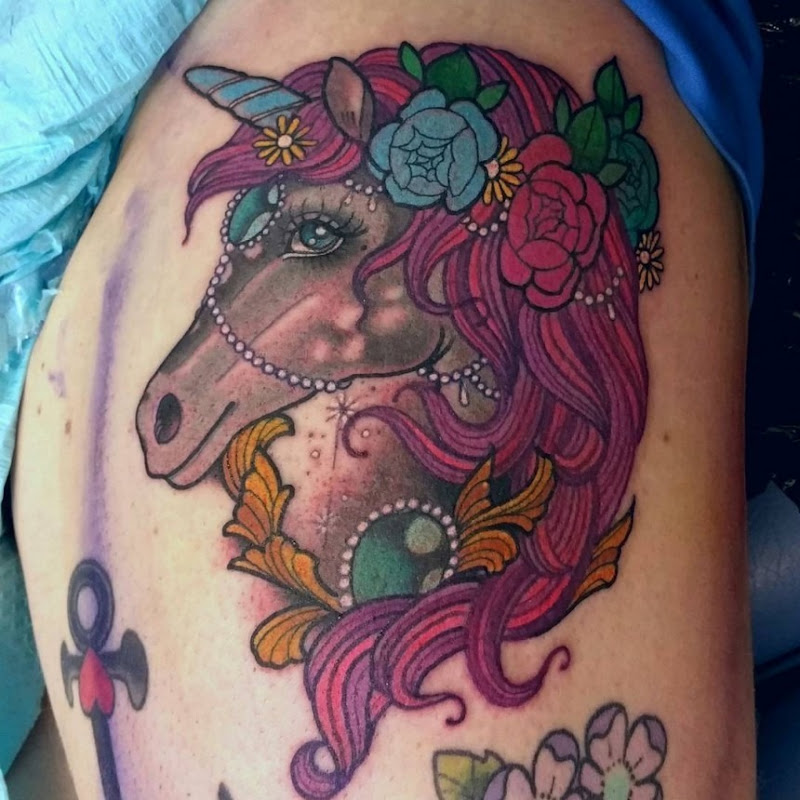 colorido_cavalo_de_tatuagem