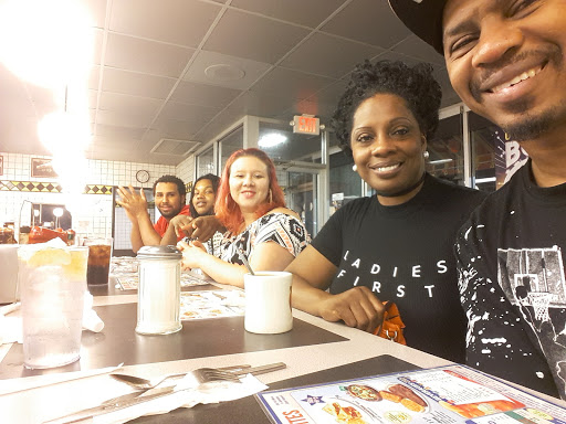 Breakfast Restaurant «Waffle House», reviews and photos, 1355 Joe Frank Harris Pkwy SE, Cartersville, GA 30120, USA