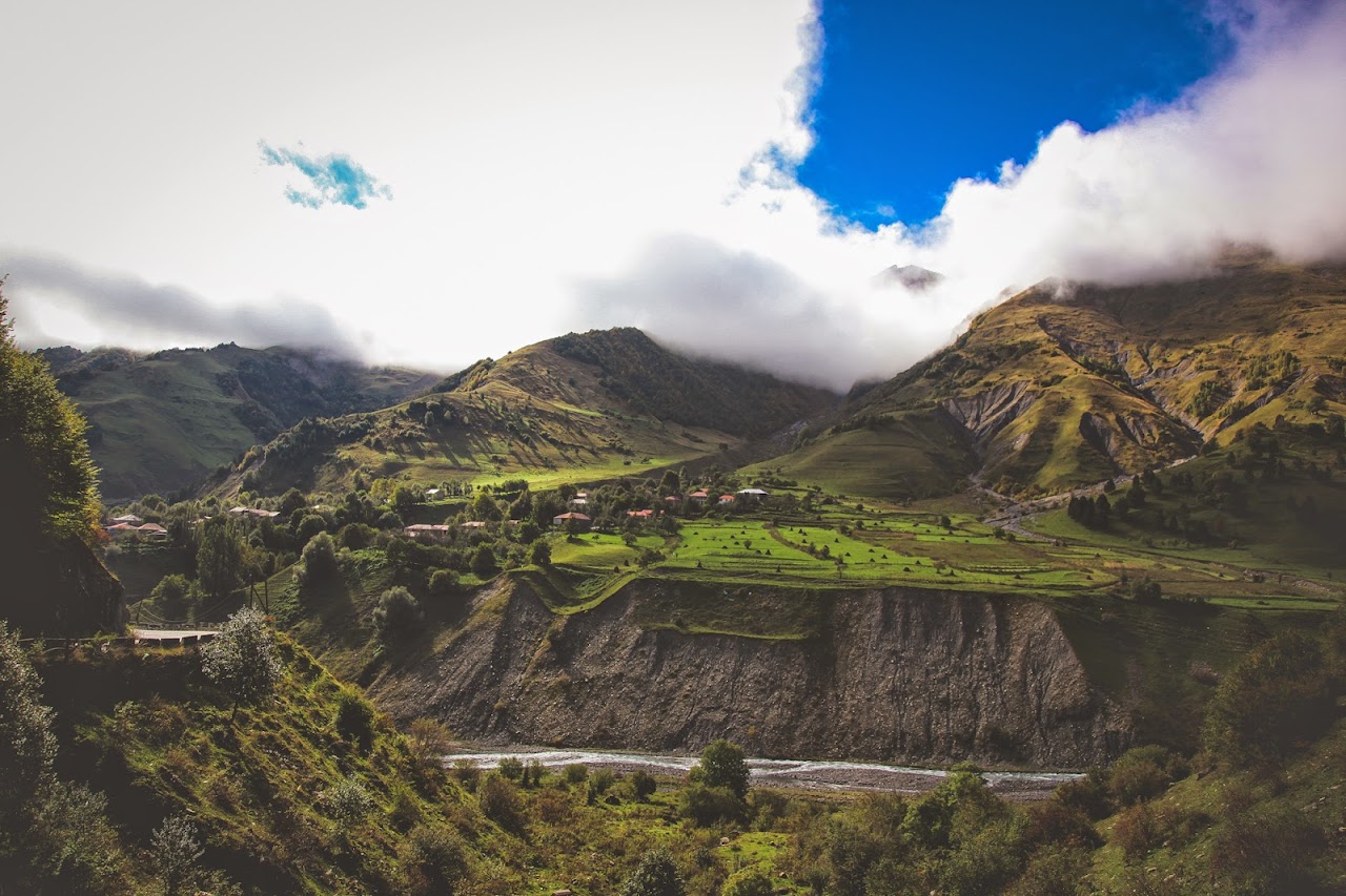 Грузия (Казбеги, Тбилиси, Кахетия) октябрь 2014 года. 10 дней без штопора