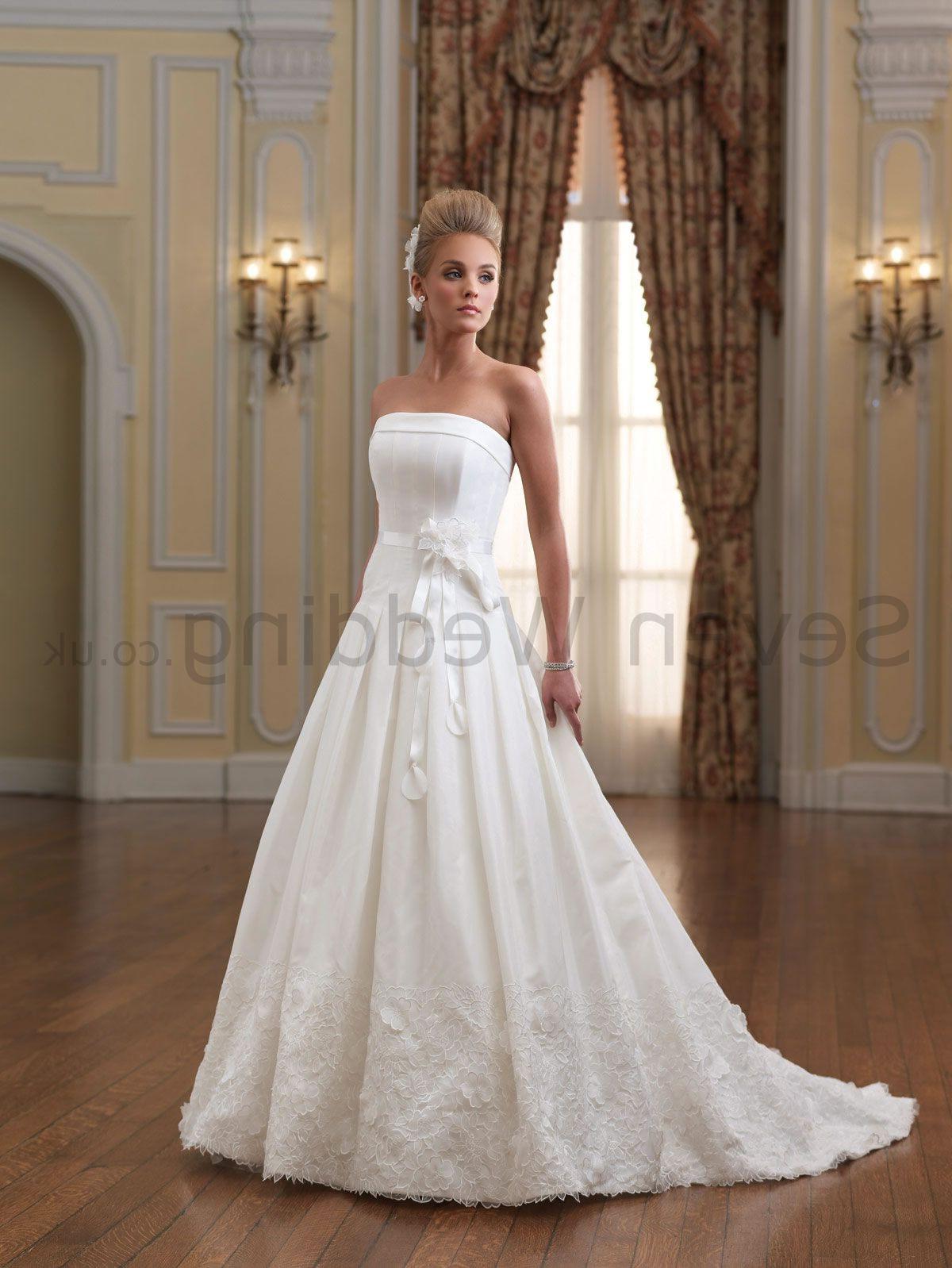 Bodice Wedding Dress. Ball