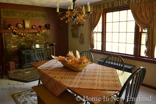 fall dining room