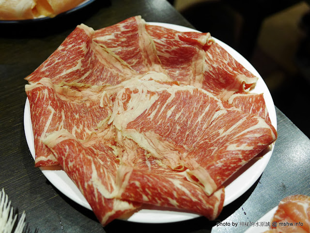 【食記】台北蒙古紅蒙古火鍋@大安捷運MRT國父紀念館 : 湯頭過癮,食材犯規,想吃道地蒙古鍋的...就是這裡啦! 中式 區域 午餐 台北市 吃到飽 大安區 宵夜 捷運美食MRT&BRT 晚餐 海鮮 火鍋/鍋物 蒙古料理 飲食/食記/吃吃喝喝 麻辣 