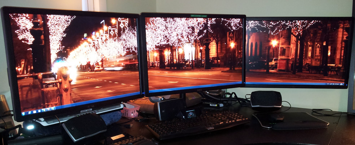 Widescreen Gaming Forum View Topic Ergotech Triple Monitor