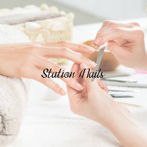 Station Nails logo