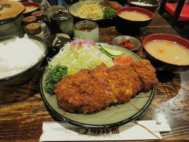 上ロースかつ定食