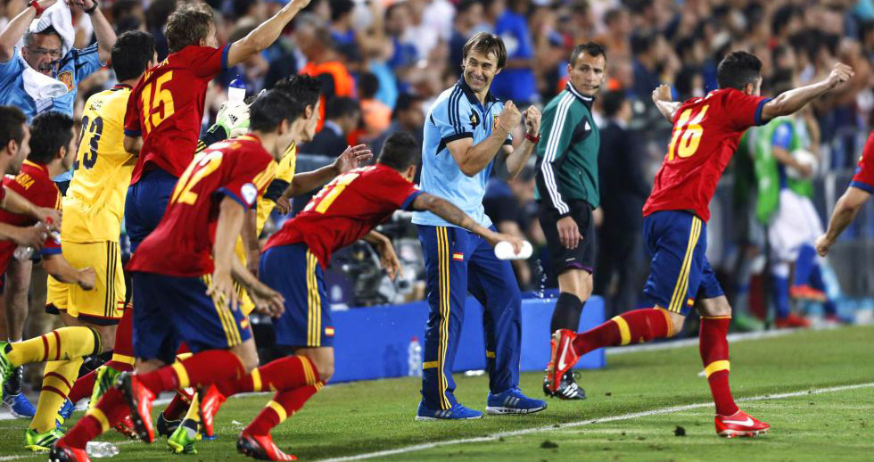 Julen Lopetegui y la selección española sub-21 celebran su éxito