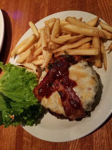 American Restaurant «Glory Days Grill», reviews and photos, 7581 Somerset Crossing Dr, Gainesville, VA 20155, USA