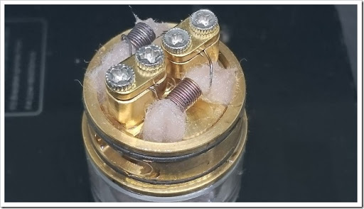 DSC 3480 thumb%25255B3%25255D - 【RDTA】「Coilart Azeroth RDTA」レビュー！黒々しい高級ブラックボディとクランプポストで楽々クラプトンビルド！！【動画あり】