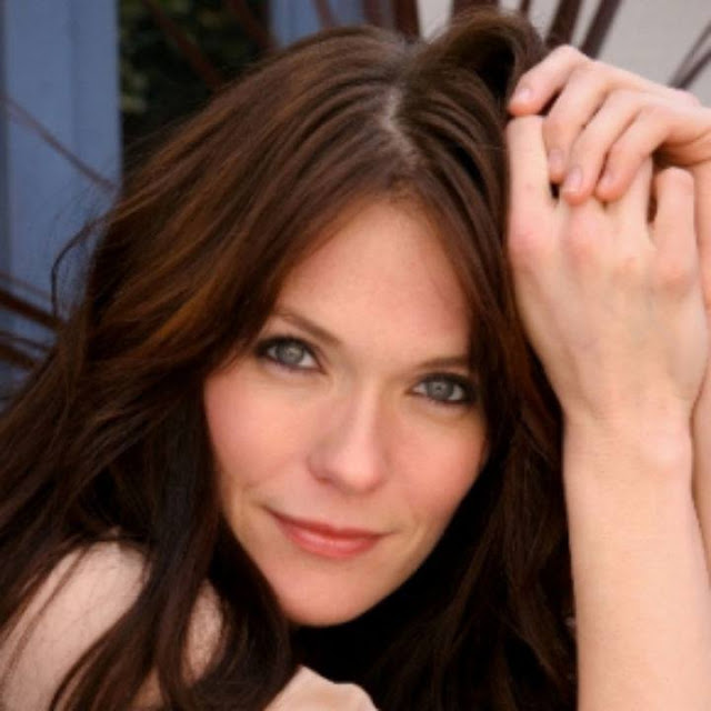 Katie Aselton Profile Pics Dp Images