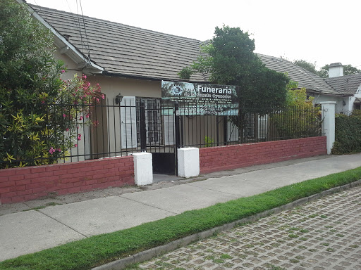 De La Fuente Oyaneder Funerales, Sta Anselma 070, La Cisterna, Región Metropolitana, Chile, Funeraria | Región Metropolitana de Santiago