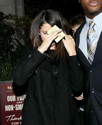 justin bieber selena gomez justin bieber selena gomez boat. justin bieber selena gomez