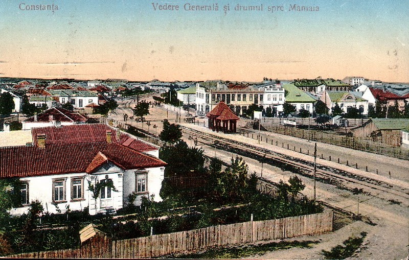 General view and the road to Mamaia resort