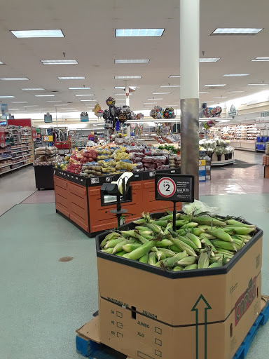 Grocery Store «Winn-Dixie», reviews and photos, 8867 SE Bridge Rd, Hobe Sound, FL 33455, USA