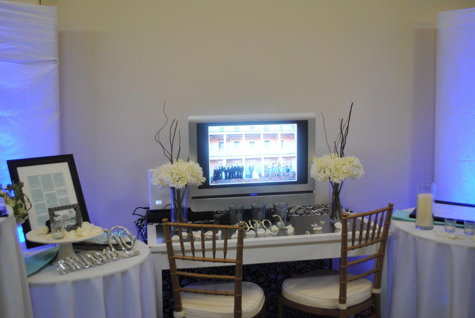 Winter Wedding Gala Booth .