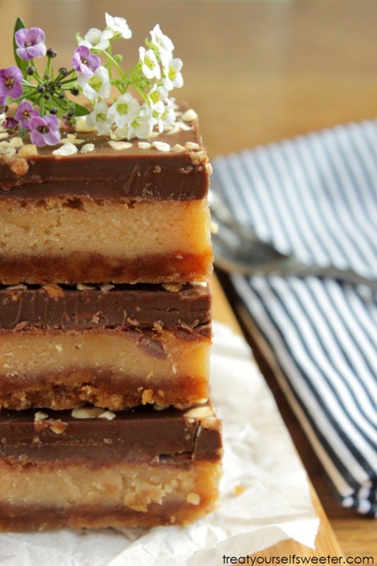 PEANUT-BUTTER-SALTED-CARAMEL-SLICE-021