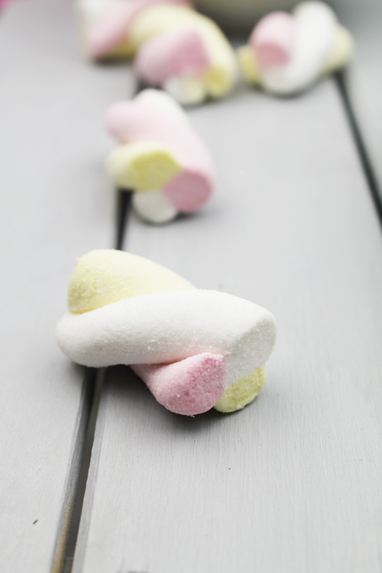 Donkey and the Carrot MARSHMALLOWS+NUTELLA=LOVE FOR EVER! ΤΟ ΠΙΟ ΕΥΚΟΛΟ ΣΟΚΟΛΑΤΕΝΙΟ ΓΛΥΚΑΚΙ!