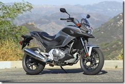 2012-Honda-NC700X-Beauty_04_LR