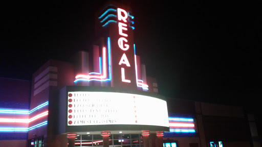 Movie Theater «Regal Cinemas Cross Keys 12», reviews and photos, 151 American Blvd, Turnersville, NJ 08012, USA