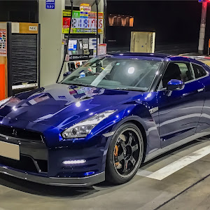 NISSAN GT-R R35