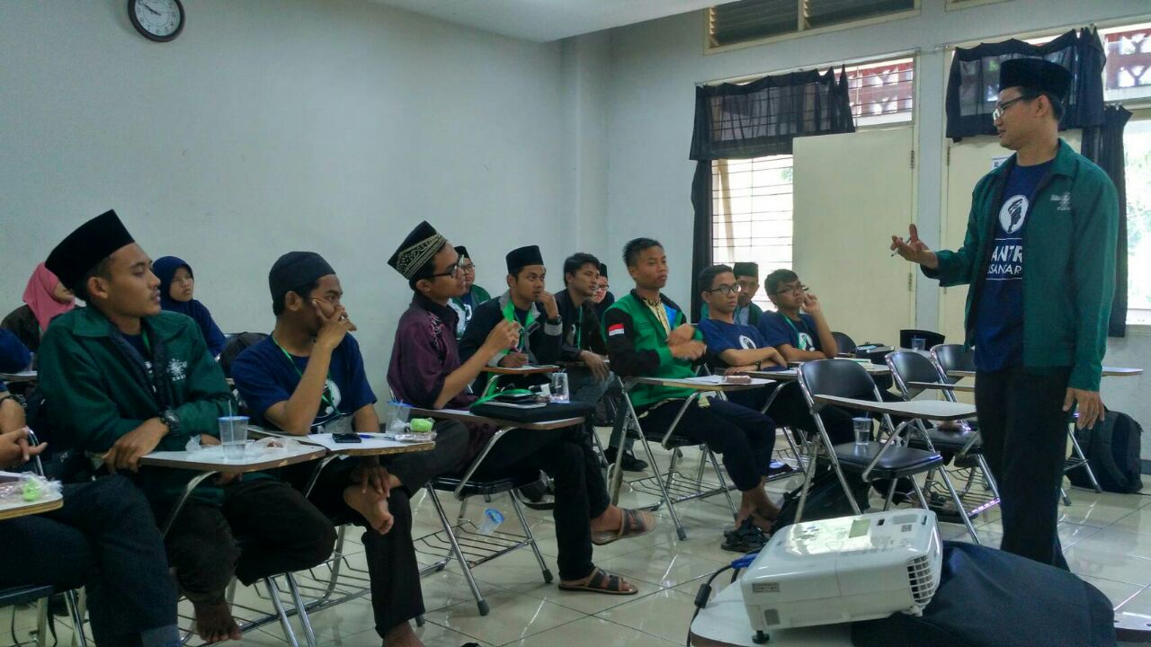 Kukuhkan Rasa Memiliki Kader, KMNU gelar acara Sharing di 