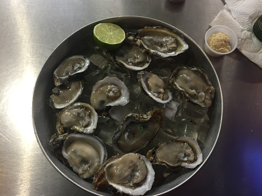 Oyster Bar Restaurant «Big Shucks», reviews and photos, 103 S Coit Rd, Richardson, TX 75080, USA