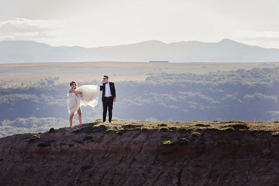 Fotógrafo de casamento Marius Valentin (bymariusvalentin). Foto de 20 de fevereiro 2019