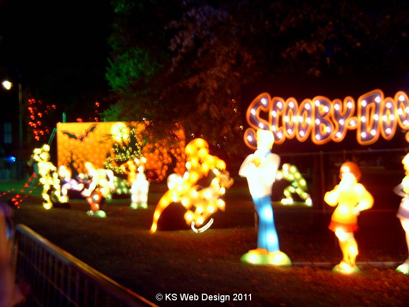 Walsall Arboretum Christmas 2024 Lights Piper Brittany
