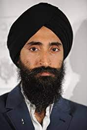 Waris Ahluwalia Net Worth, Age, Wiki, Biography, Height, Dating, Family, Career