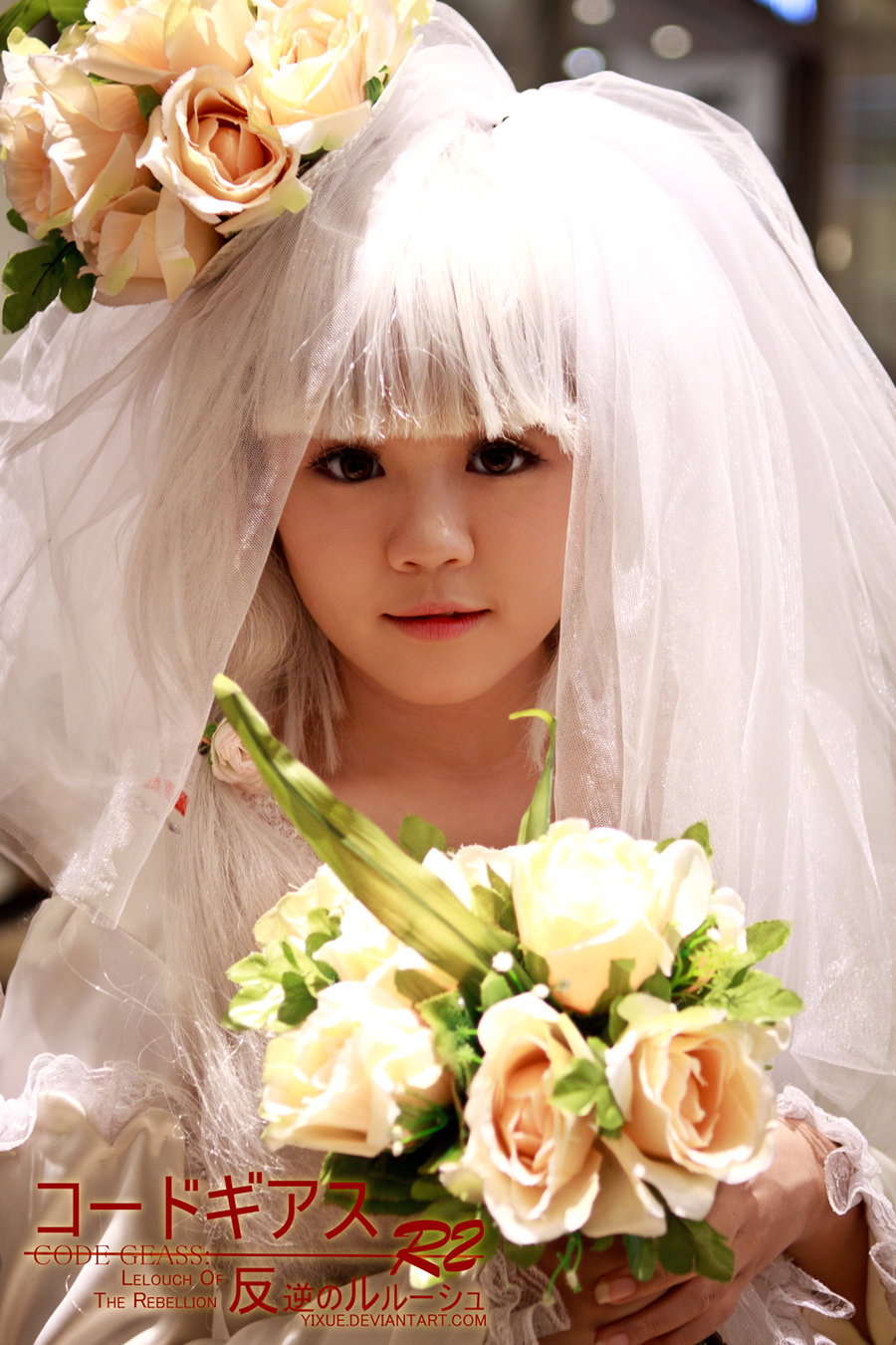 Tian Zi in wedding dress by